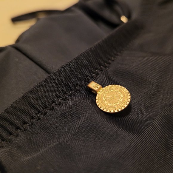 Tigerlily ESSENTIALS LAUREN ONE PIECE SWIM SUIT - Picture 8 of 10